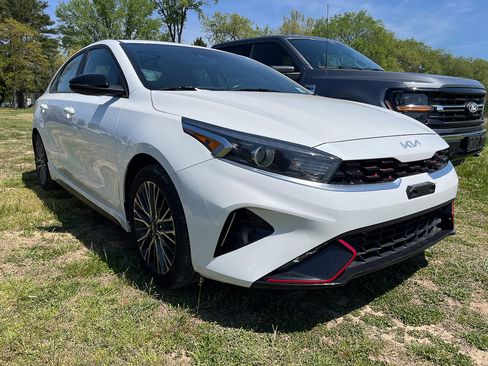 Used 2022 Kia Forte GT-Line FWD image 8