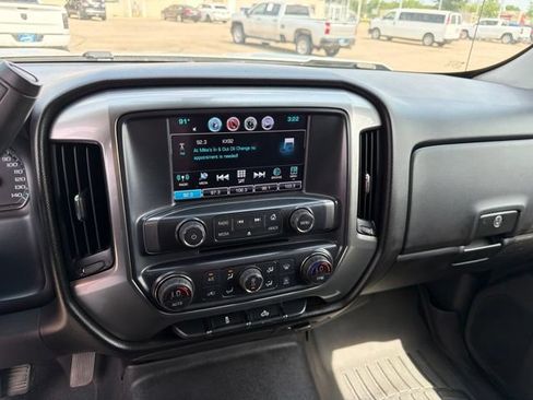 Used 2018 Chevrolet Silverado 1500 LT w/ All Star Edition AWD/4WD image 16