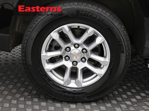 Used 2025 Chevrolet Tahoe LT AWD/4WD image 32