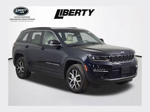 Used 2024 Jeep Grand Cherokee Limited AWD/4WD image 1