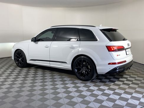 Used 2025 Audi SQ7 Premium Plus w/ Executive Package image 3