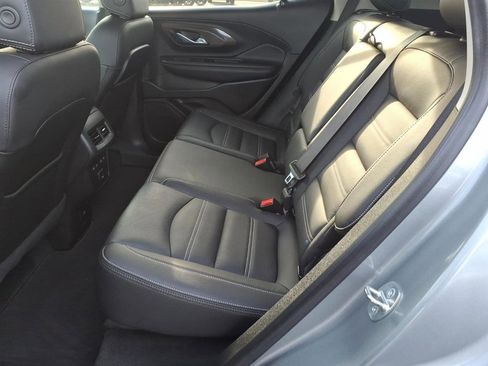 Used 2023 GMC Terrain Denali w/ Denali Premium Package image 9