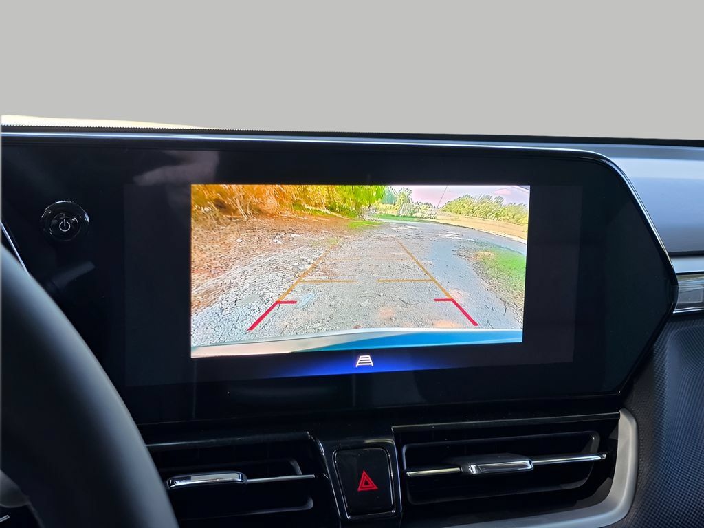 New 2026 Chevrolet TrailBlazer LT w/ LT Cold Weather Package FWD image 21