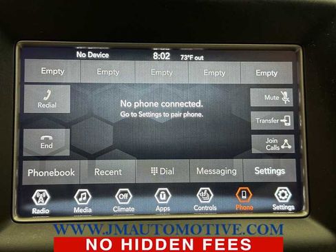 Used 2021 Jeep Grand Cherokee Laredo AWD/4WD image 26
