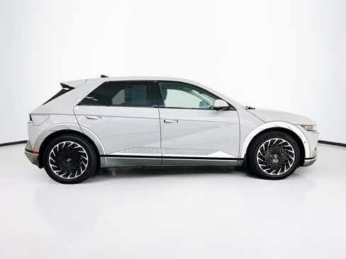 Used 2024 Hyundai Ioniq 5 Limited AWD/4WD image 10