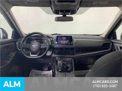 Used 2024 Nissan Rogue S image 33