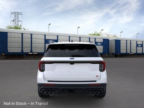 New 2026 Ford Explorer ST RWD image 5