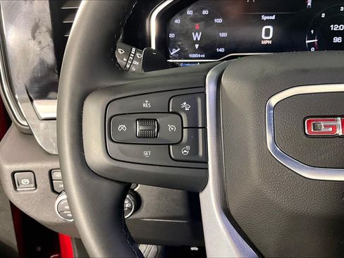 Used 2025 GMC Sierra 1500 SLT AWD/4WD image 23