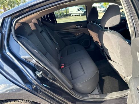 Used 2019 Nissan Altima 2.5 SV image 25