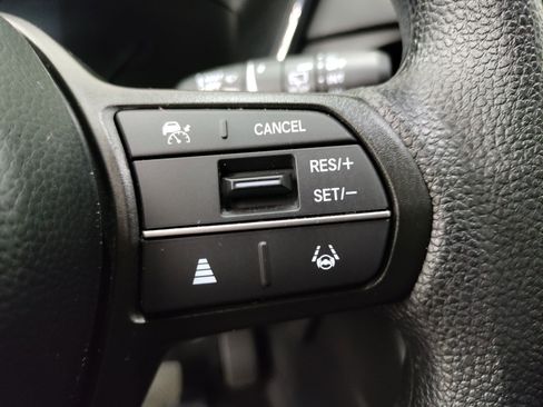 Used 2024 Honda CR-V EX image 17