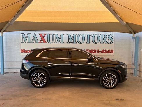 Used 2019 Lincoln Nautilus Reserve image 1