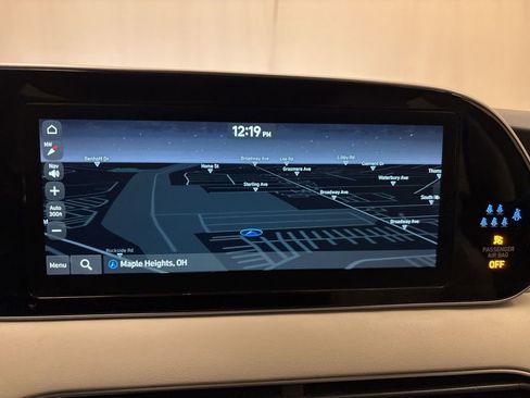 Used 2022 Hyundai Palisade SEL w/ Premium Package image 18