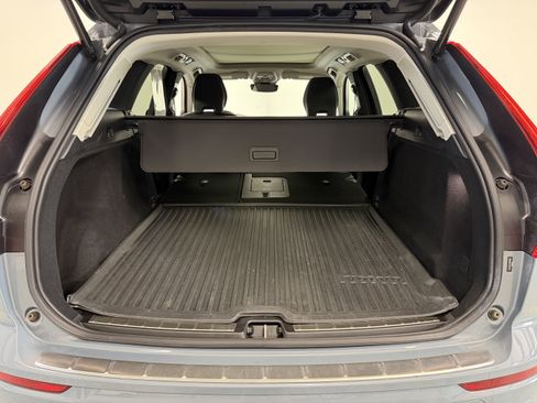 Used 2024 Volvo XC60 B5 Plus w/ Climate Package AWD/4WD image 27