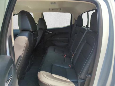 Used 2022 GMC Canyon Elevation w/ Elevation Premium Package AWD/4WD image 17
