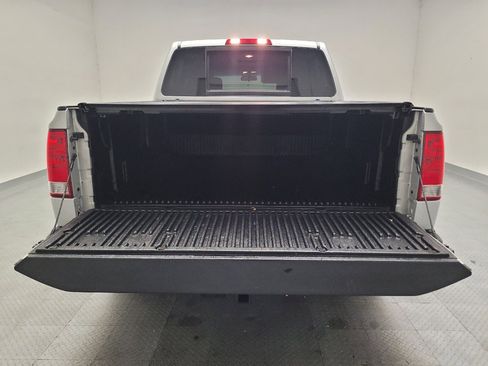 Used 2015 Nissan Titan S w/ S Popular Equipment Package RWD image 29