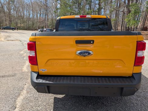 Used 2022 Ford Maverick Lariat image 5