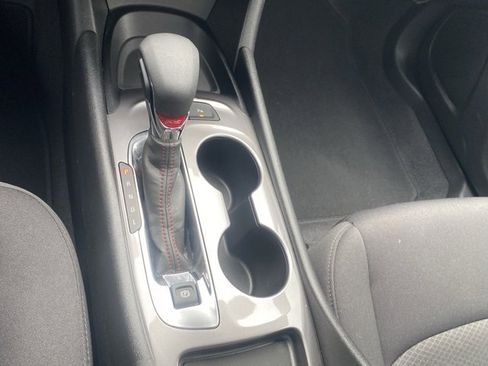 Used 2025 Chevrolet Malibu RS image 22