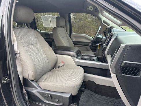 Used 2020 Ford F150 XLT w/ Equipment Group 302A Luxury image 22