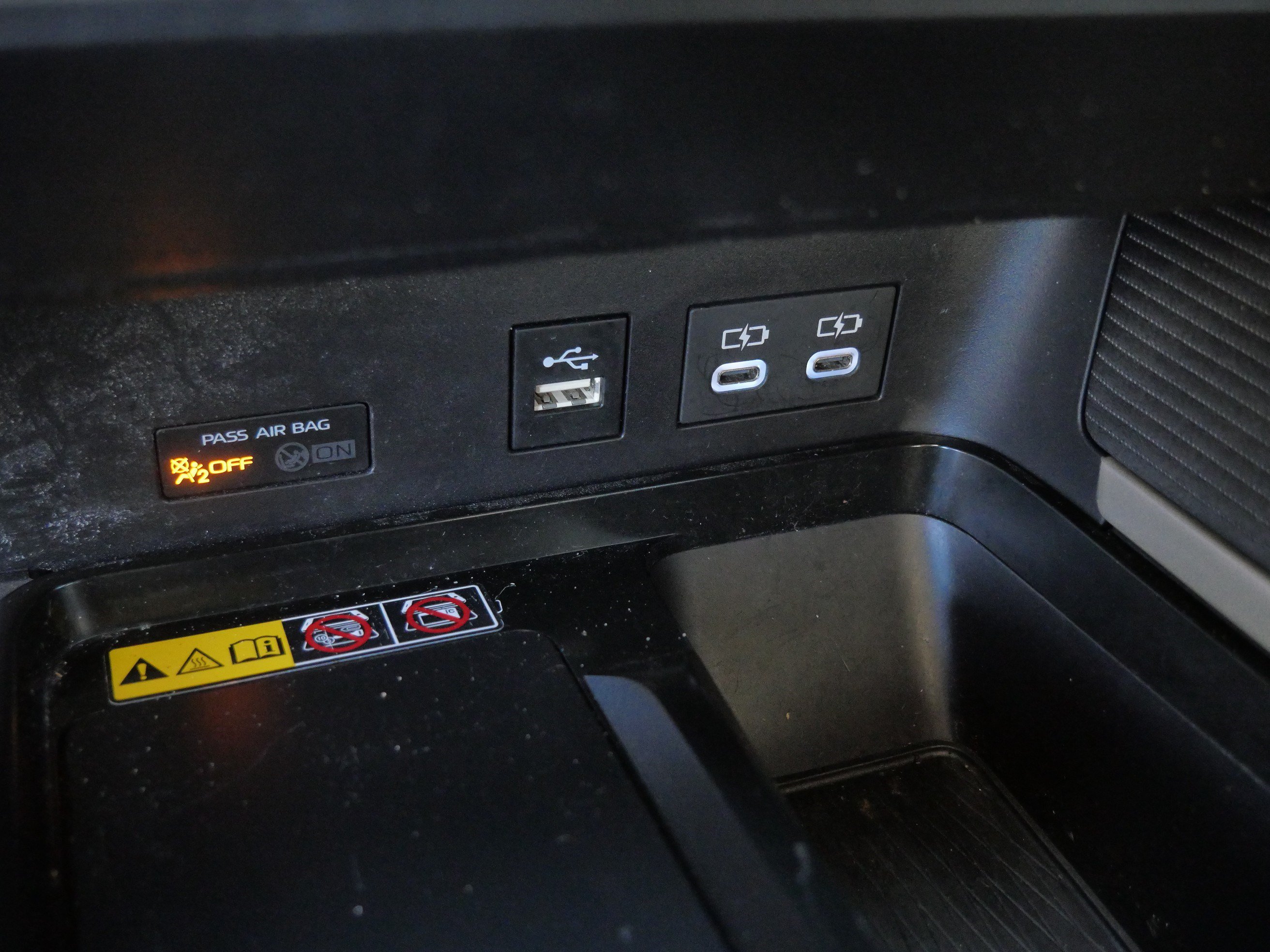 Used 2026 Toyota Camry SE w/ Convenience Package FWD image 35