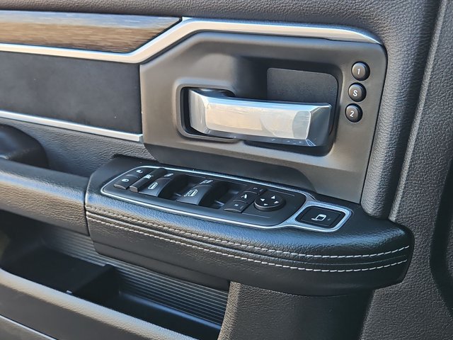 Used 2020 RAM 2500 Laramie AWD/4WD image 10