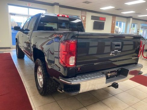 Used 2018 Chevrolet Silverado 1500 LTZ image 5