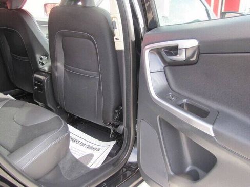 Used 2012 Volvo XC60 3.2 FWD image 15