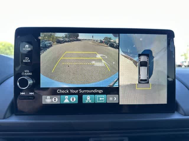 Used 2025 Honda Pilot TrailSport image 10