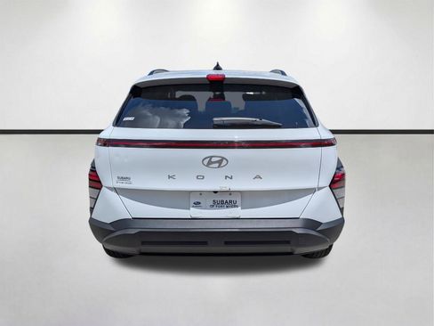 Used 2024 Hyundai Kona SEL FWD image 5