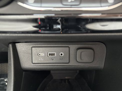 Used 2021 Buick Encore GX Select w/ Experience Buick Package image 15