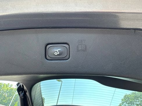 Used 2024 Ford Edge Titanium AWD/4WD image 8