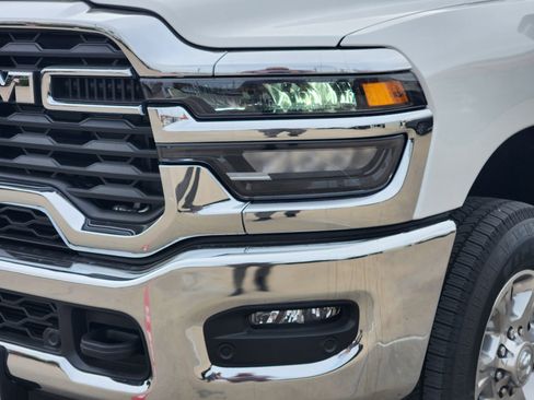 New 2026 RAM 2500 Big Horn AWD/4WD image 9