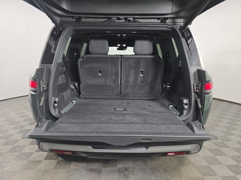 Used 2024 Rivian R1S Adventure AWD/4WD image 15