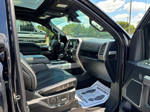 Used 2017 Ford F150 Platinum w/ Equipment Group 701A Luxury RWD image 33