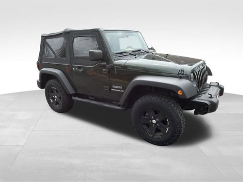 Used 2011 Jeep Wrangler Sport AWD/4WD image 29