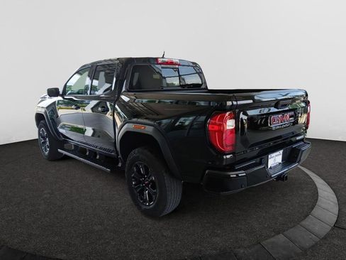 Used 2025 GMC Canyon Elevation w/ Convenience Package RWD image 3