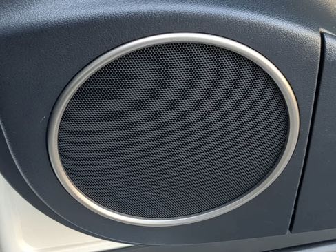 Used 2022 Lexus RX 350L Premium image 31