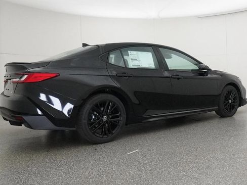 New 2026 Toyota Camry SE image 22