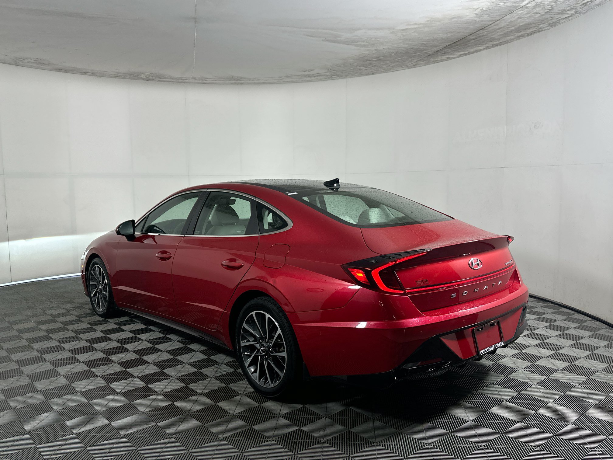 Used 2020 Hyundai Sonata Limited FWD image 5