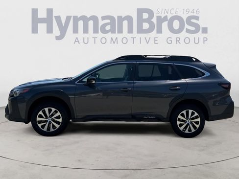 Used 2024 Subaru Outback Premium AWD/4WD image 7