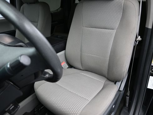 Used 2017 Ford F350 XLT w/ XLT Premium Package image 20