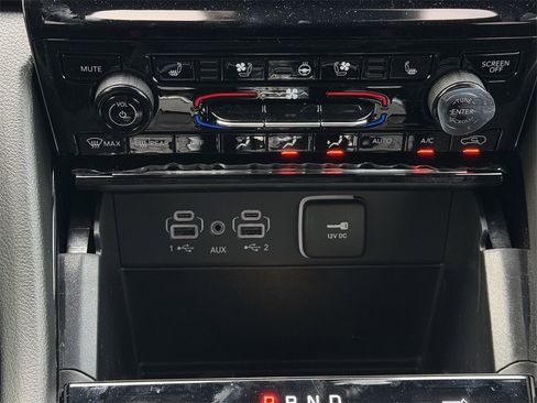 New 2025 Jeep Grand Cherokee L Summit w/ Obsidian Package image 16