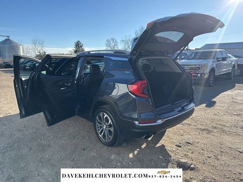 Used 2019 GMC Terrain SLT w/ Preferred Package image 26