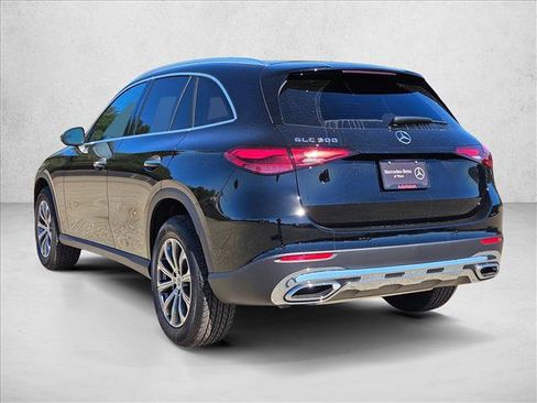 Used 2026 Mercedes-Benz GLC 300 image 9