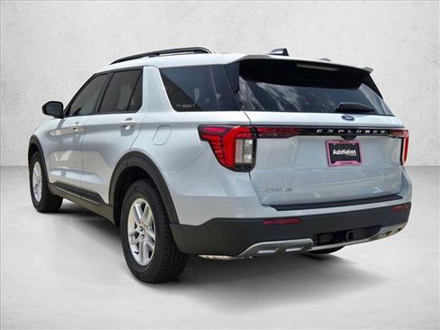 New 2026 Ford Explorer Active w/ Active Comfort Package RWD image 9