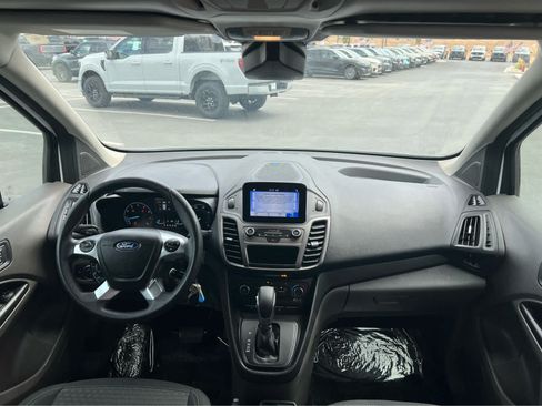 Certified 2019 Ford Transit Connect XLT FWD image 24