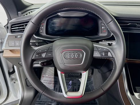Certified 2025 Audi Q8 Premium Plus w/ Premium Plus Package image 15