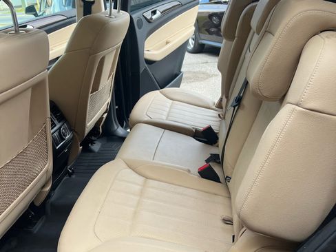 Used 2019 Mercedes-Benz GLS 450 4MATIC w/ Premium 1 Package image 8