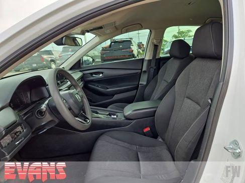 Used 2023 Honda Accord LX image 17