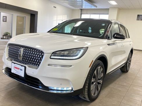 Used 2020 Lincoln Corsair Reserve w/ Equipment Group 201A image 4