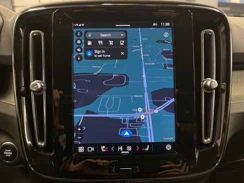 Used 2023 Volvo XC40 B5 Core w/ Protection Package Premier image 19